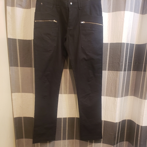 Khakis - Picture 1 of 4